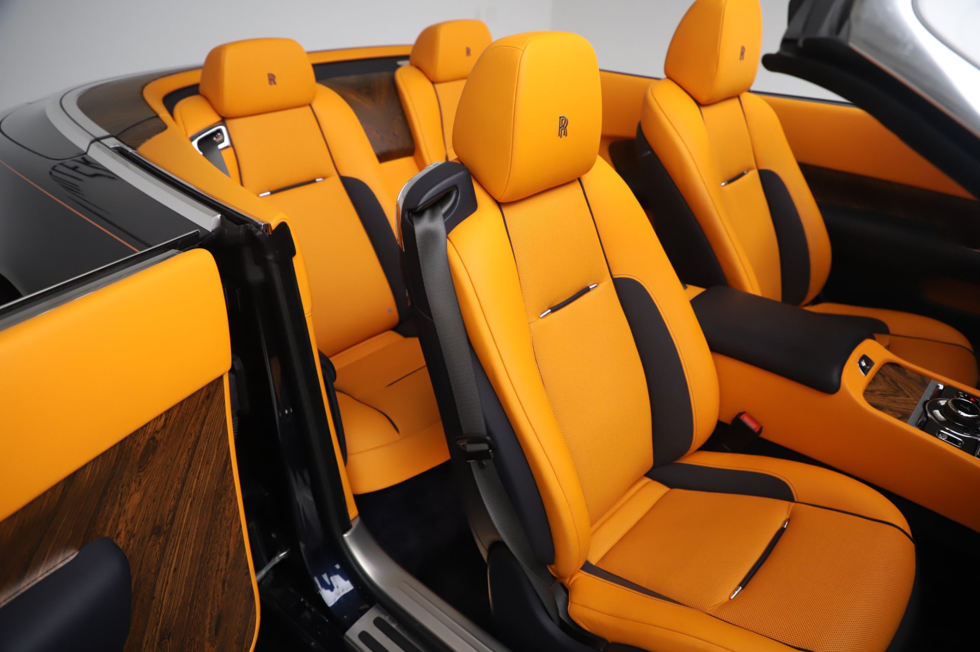 Used-2017-Rolls-Royce-Dawn