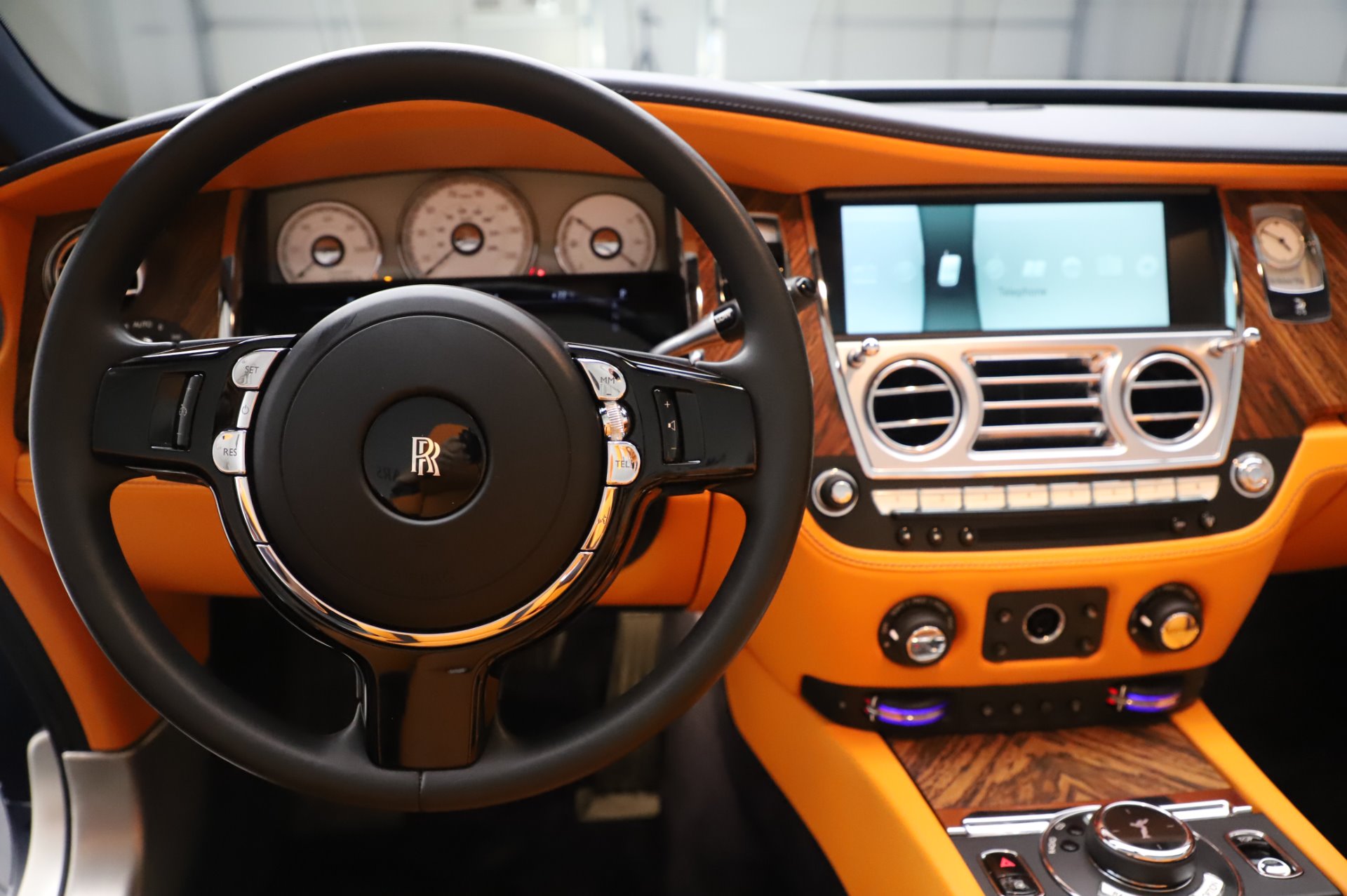 Used-2017-Rolls-Royce-Dawn