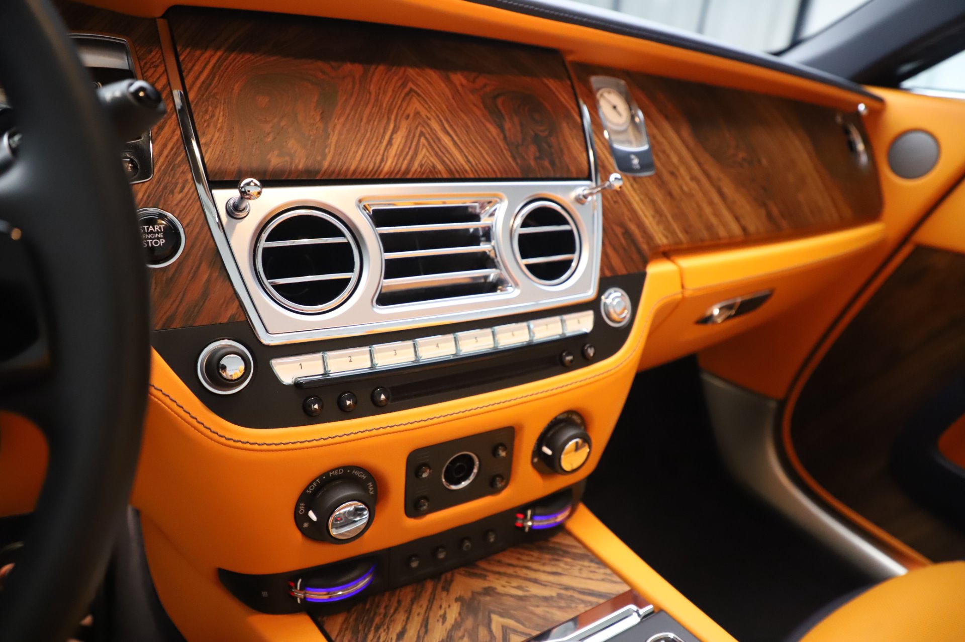 Used-2017-Rolls-Royce-Dawn