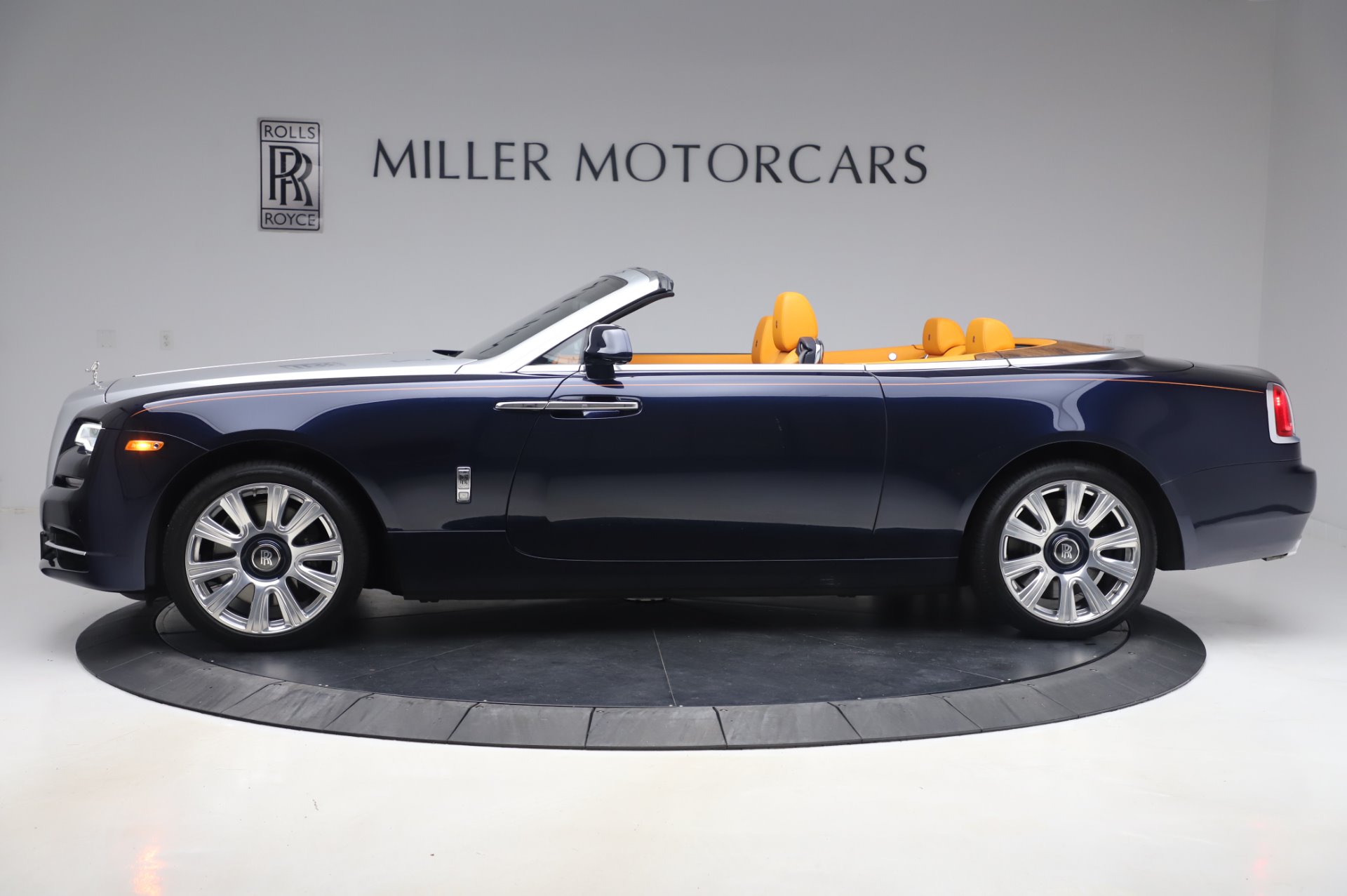 Used-2017-Rolls-Royce-Dawn