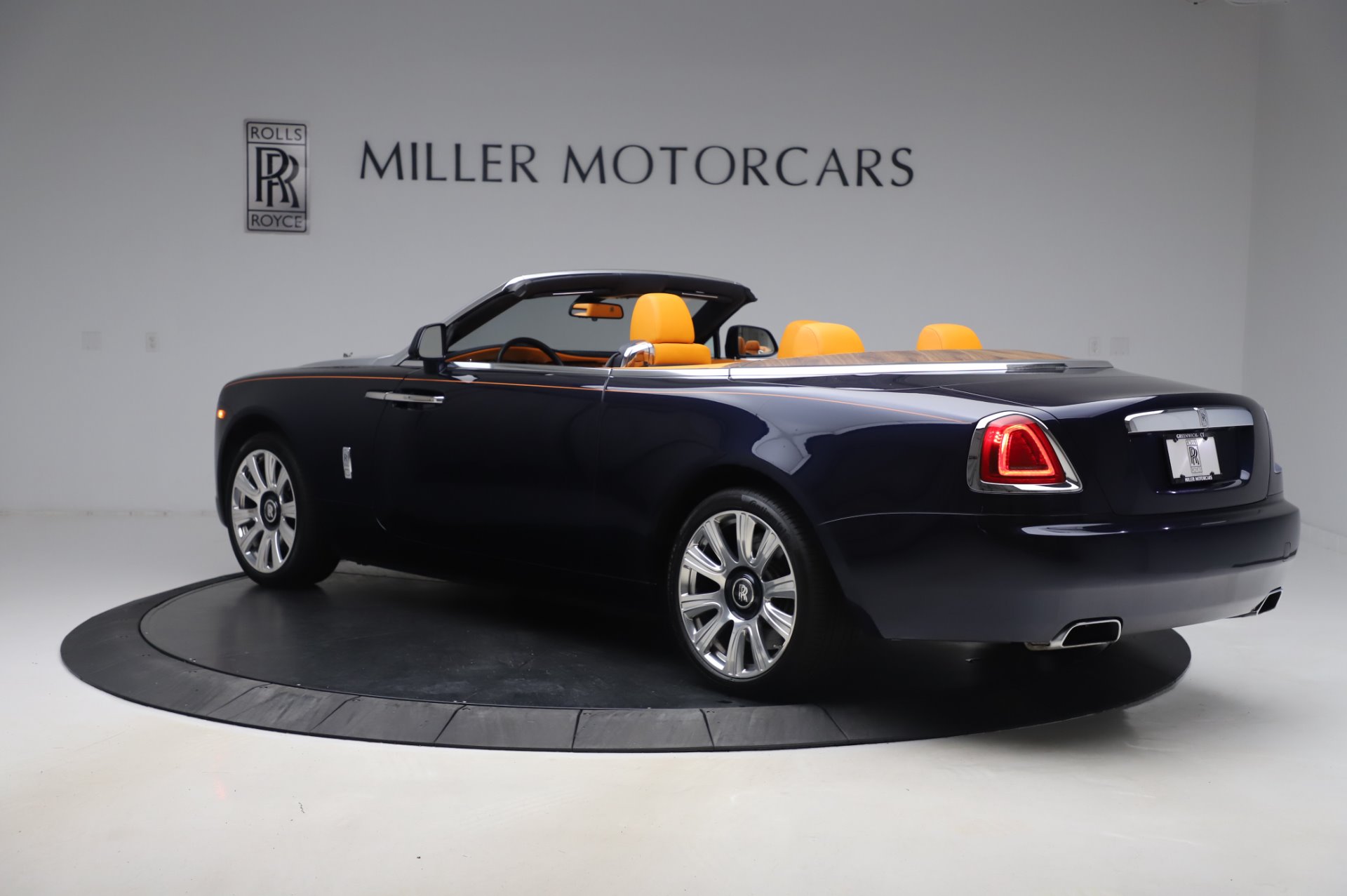 Used-2017-Rolls-Royce-Dawn