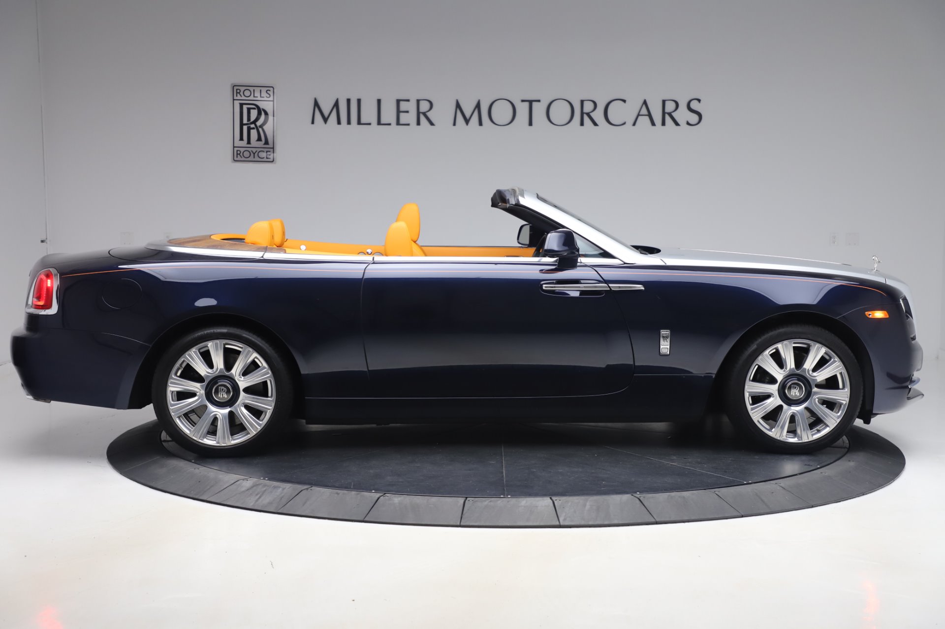 Used-2017-Rolls-Royce-Dawn