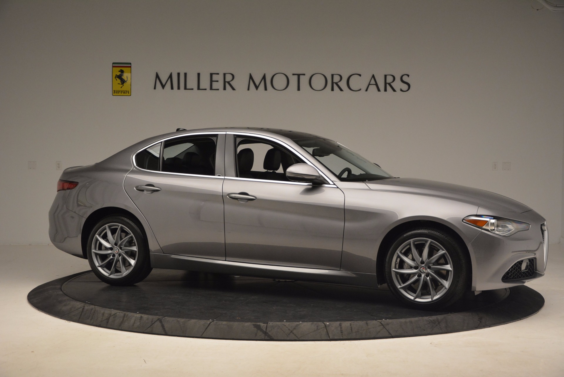 New-2017-Alfa-Romeo-Giulia-Q4