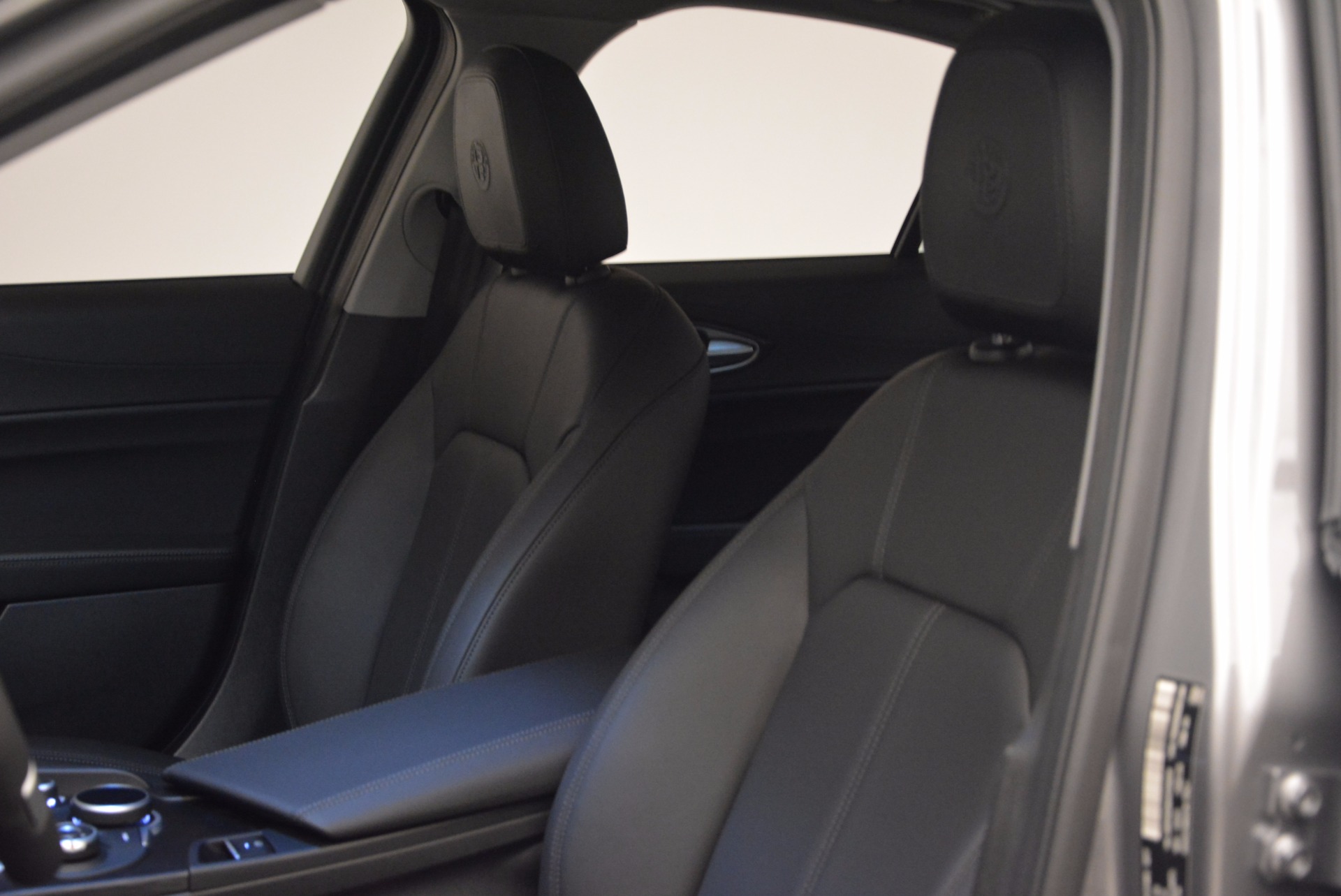 New-2017-Alfa-Romeo-Giulia-Q4