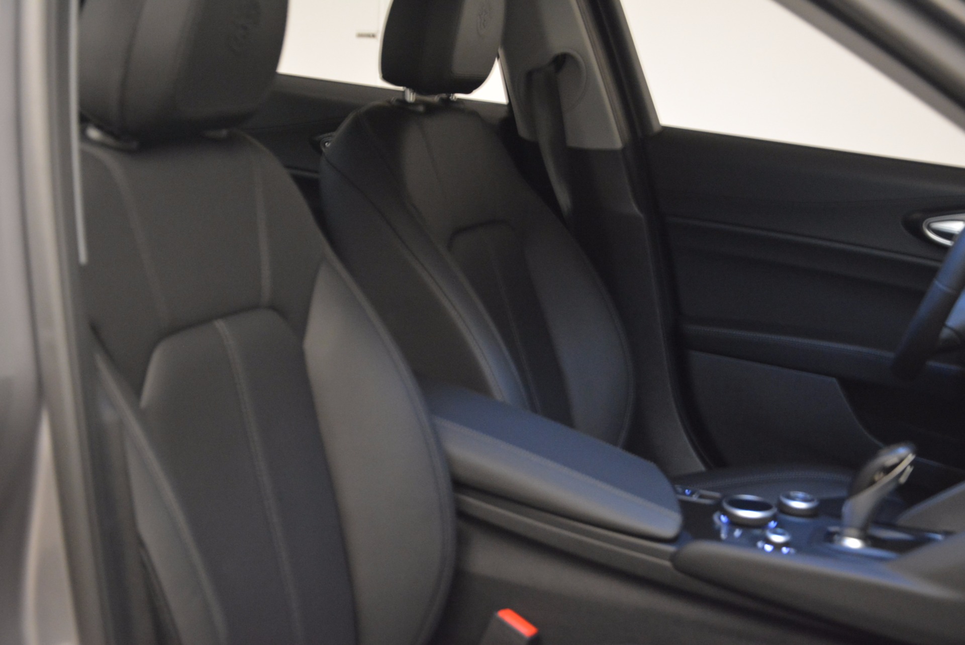 New-2017-Alfa-Romeo-Giulia-Q4