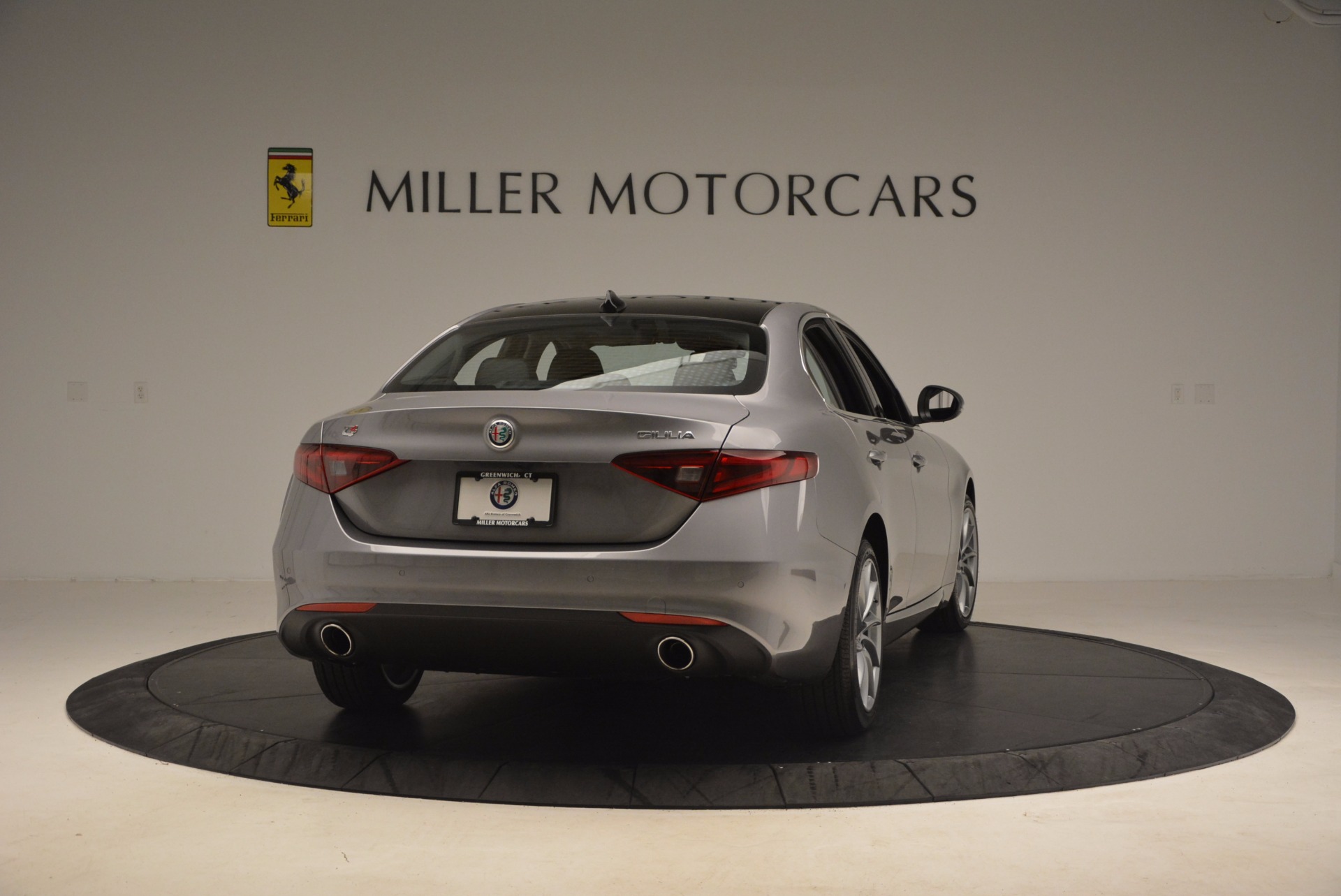 New-2017-Alfa-Romeo-Giulia-Q4