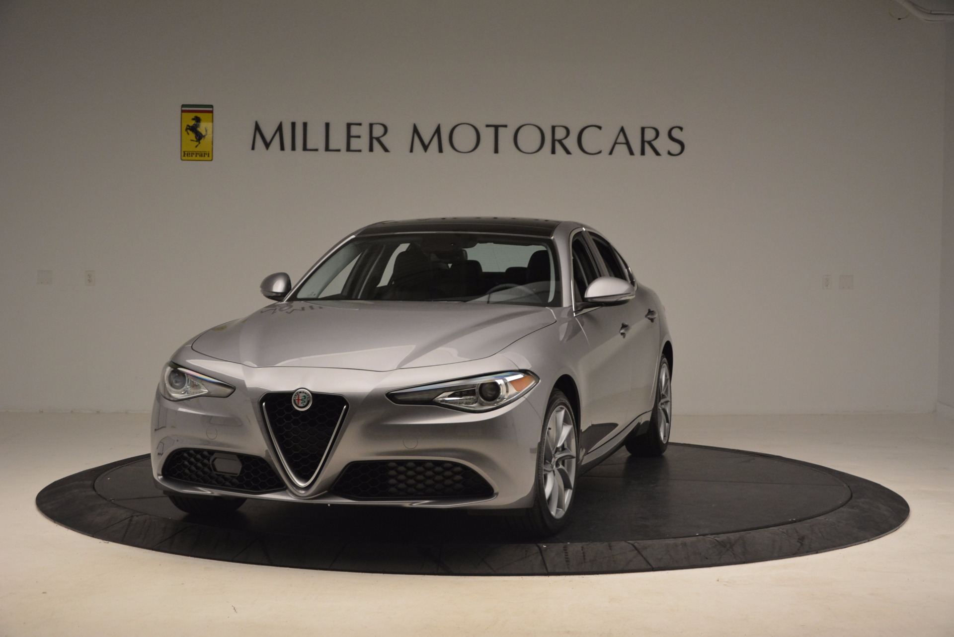 New-2017-Alfa-Romeo-Giulia-Q4