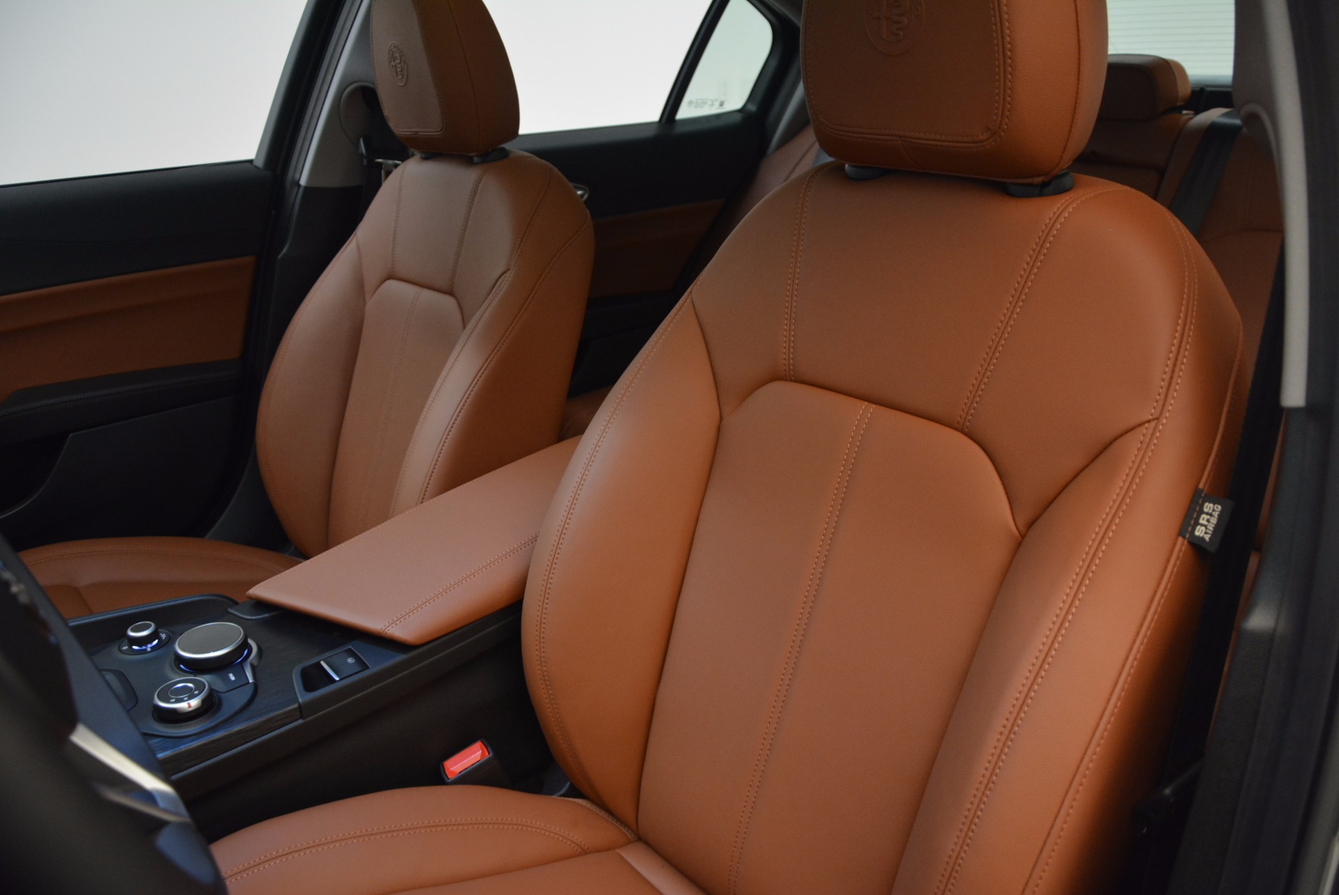 New-2017-Alfa-Romeo-Giulia-Q4