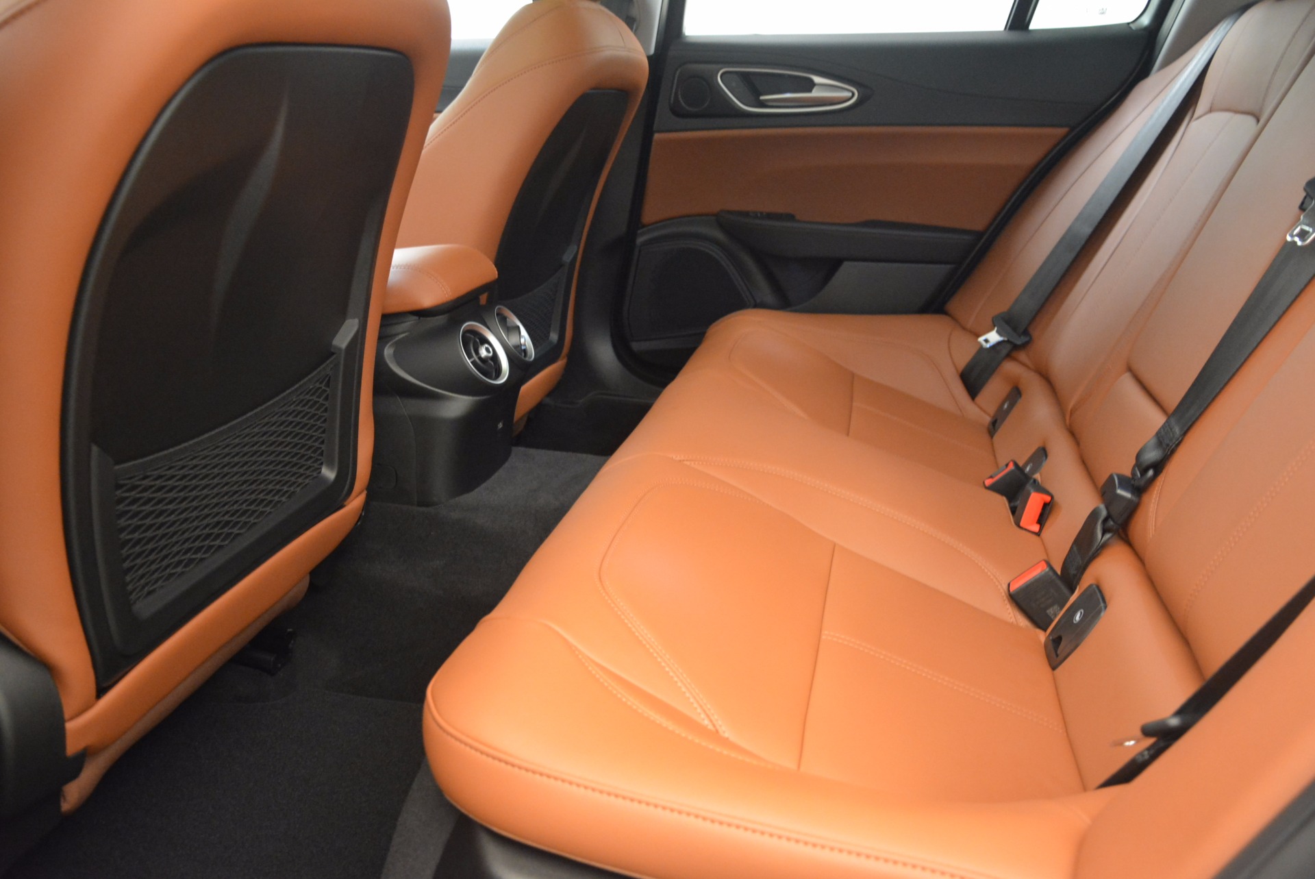 New-2017-Alfa-Romeo-Giulia-Q4