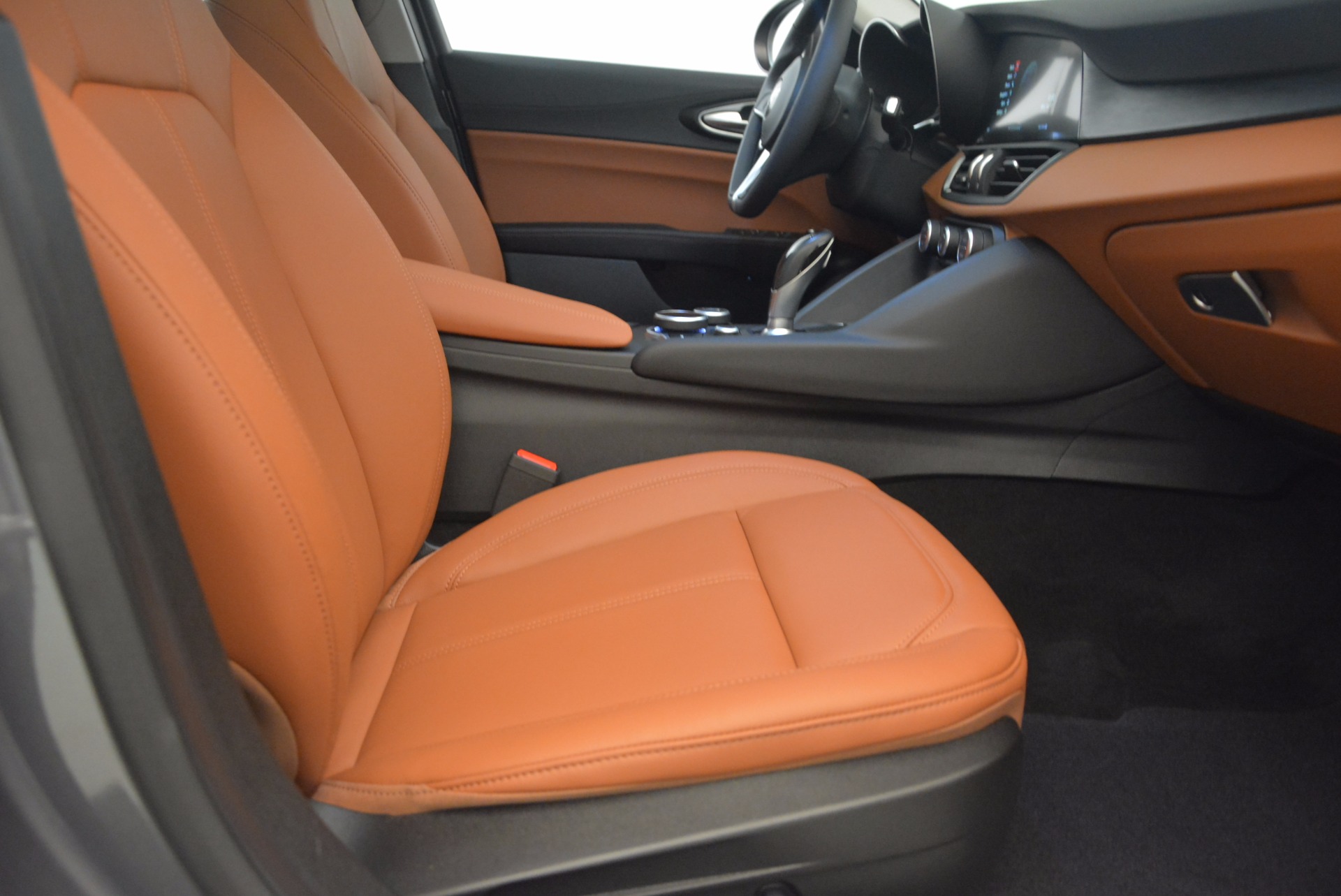 New-2017-Alfa-Romeo-Giulia-Q4