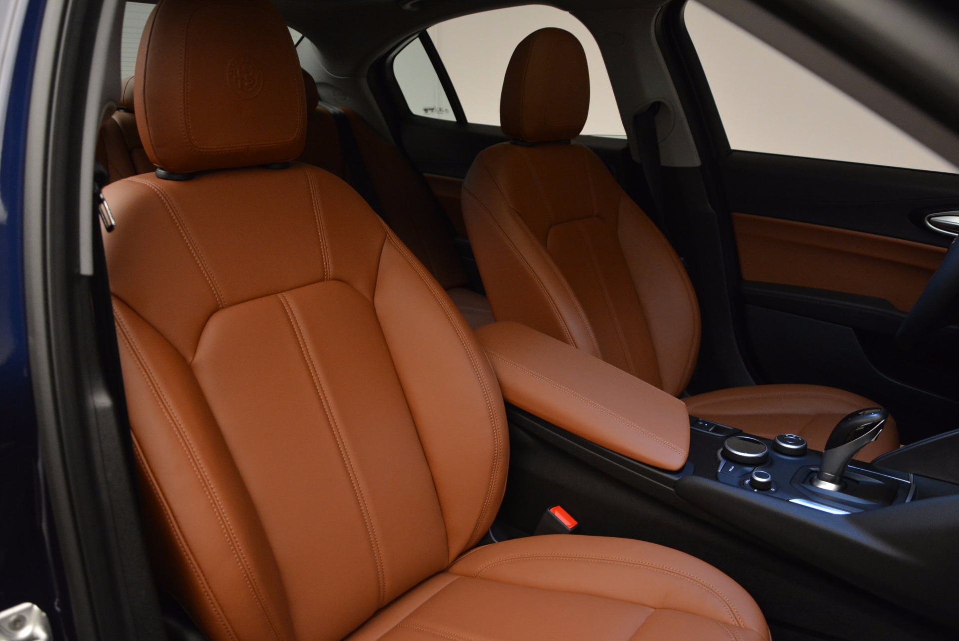 New-2017-Alfa-Romeo-Giulia-Q4