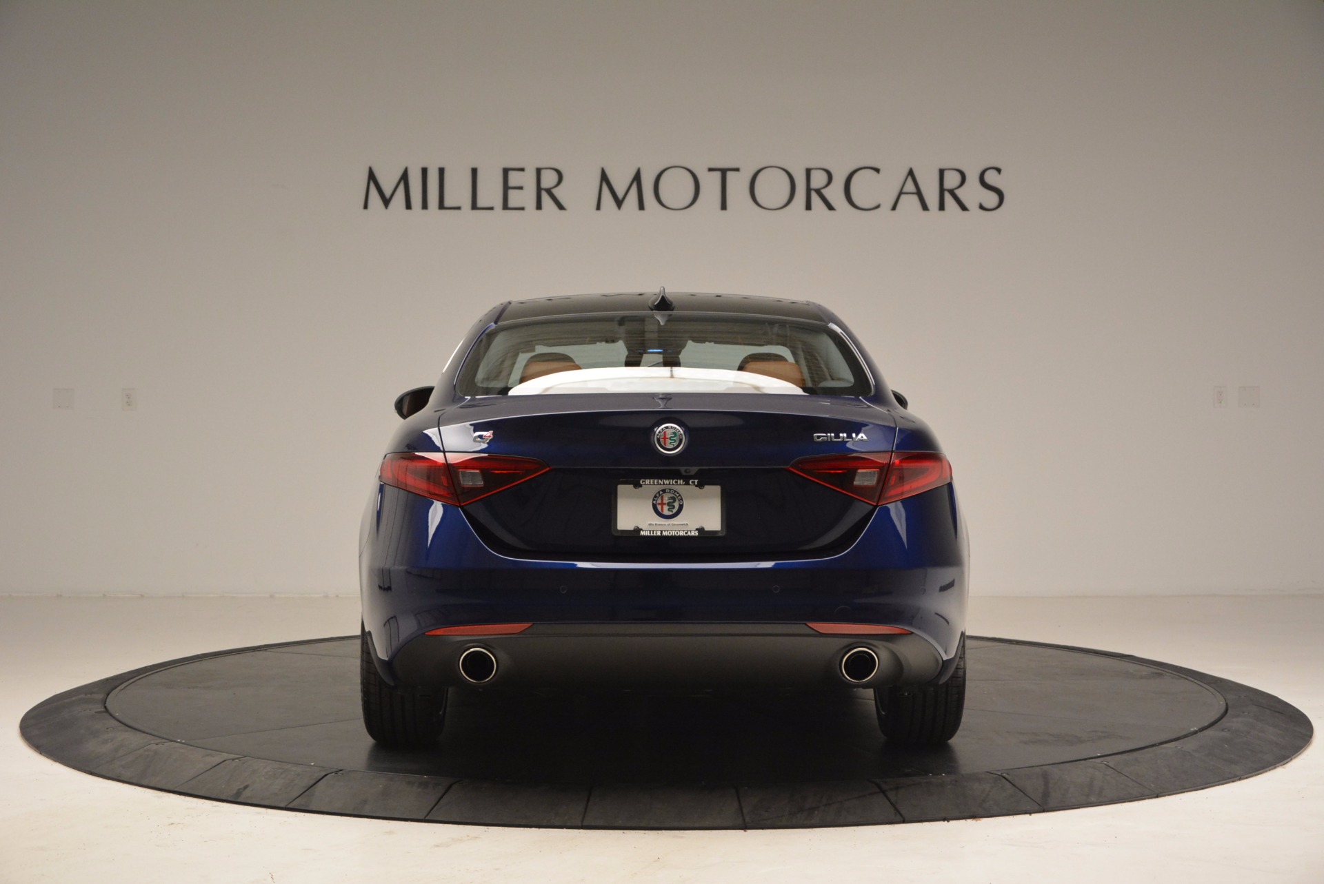 New-2017-Alfa-Romeo-Giulia-Q4