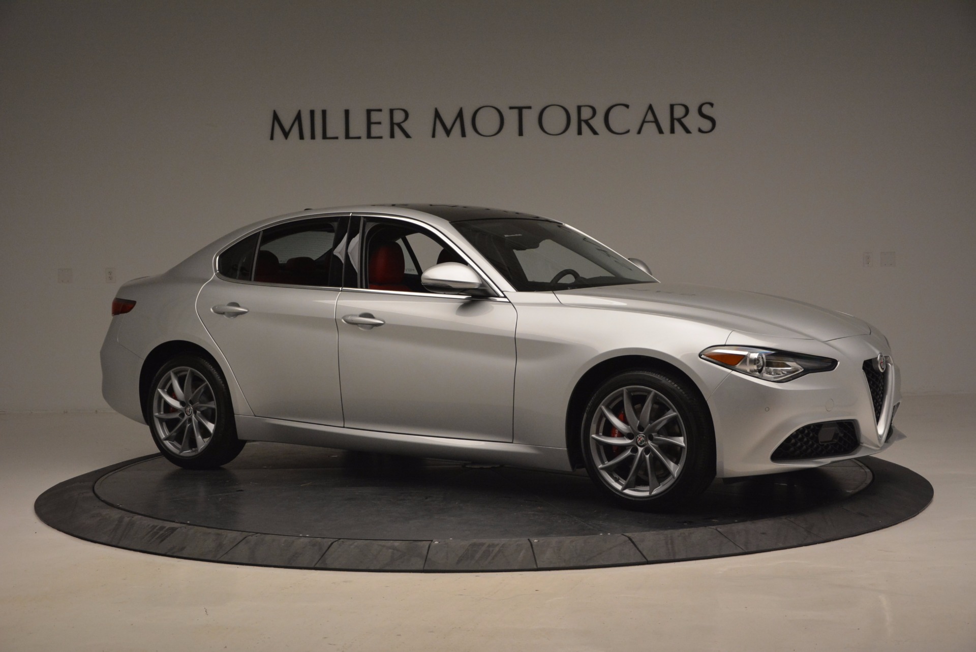 New-2017-Alfa-Romeo-Giulia-Q4