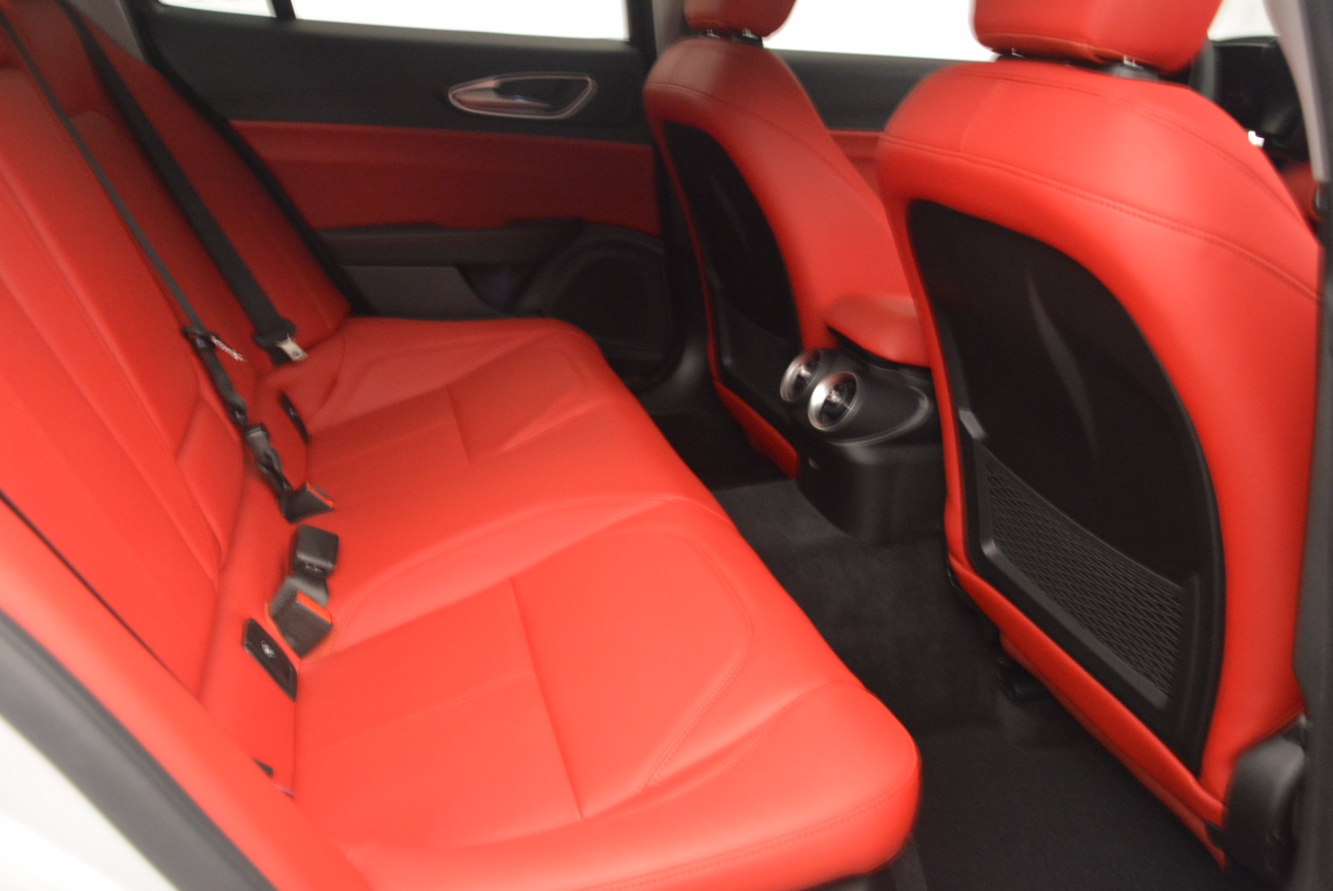 New-2017-Alfa-Romeo-Giulia-Q4