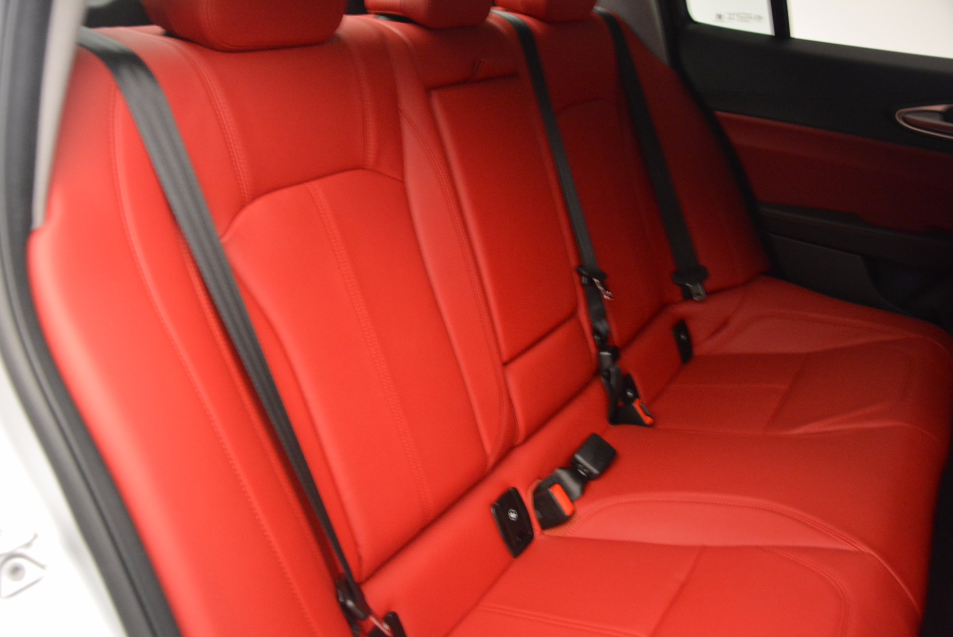 New-2017-Alfa-Romeo-Giulia-Q4