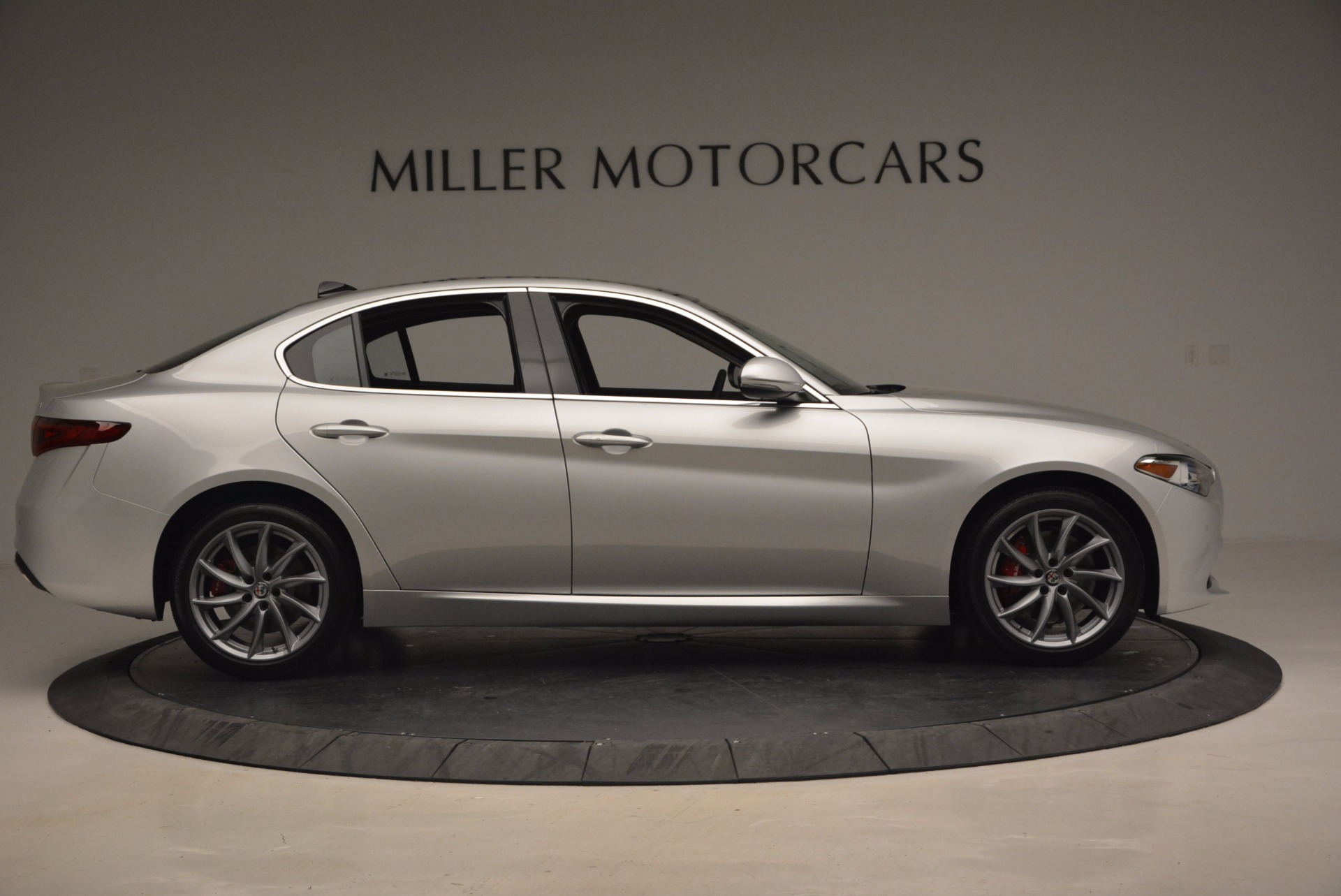 New-2017-Alfa-Romeo-Giulia-Q4