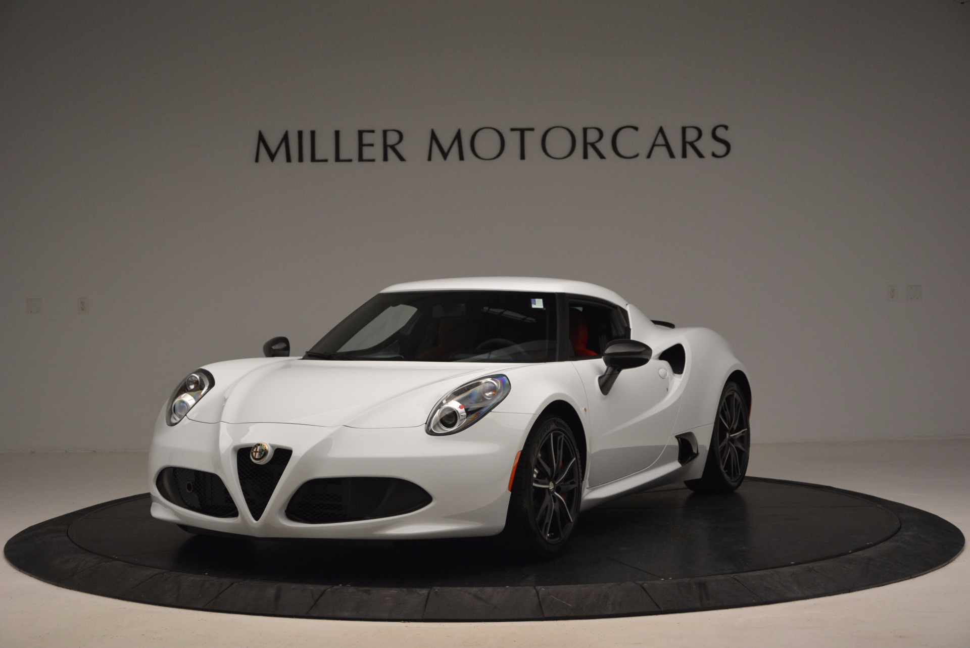 New-2016-Alfa-Romeo-4C-Coupe